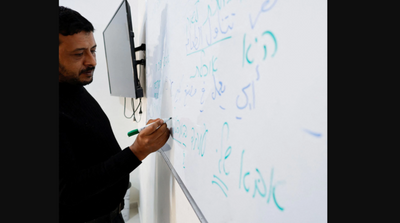 Demand for Hebrew Lessons Jumps in Gaza