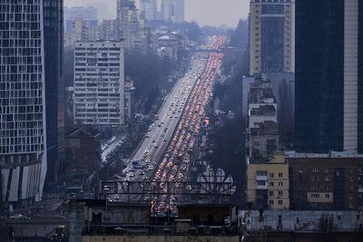 Russian attack causes panic in Kyiv as people flee