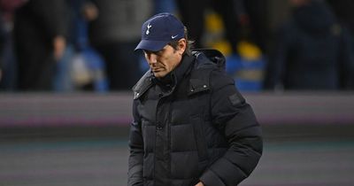 Manchester United fans react to Antonio Conte quit threat at Tottenham amid new manager search