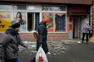 Russia-Ukraine conflict raises big risks for global economy