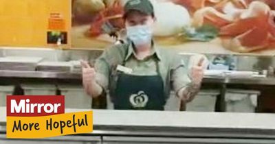 Deli worker warms hearts by going 'extra mile' for deaf couple at her supermarket