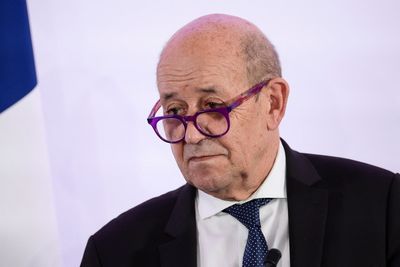 France to reinforce support to Ukraine "in all its forms" - Le Drian