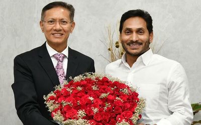 Gautam Sawang takes over as APPSC Chairman