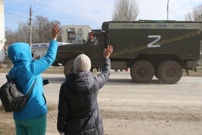 Russian tank markings: What do the ‘Z’ and other emblems on military vehicles mean