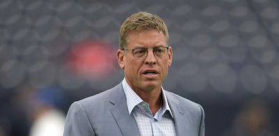 7 possible Troy Aikman replacements if he leaves FOX for ESPN’s ‘Monday Night Football’