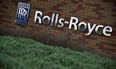 Rolls-Royce share value down £1.5bn after CEO says he will quit