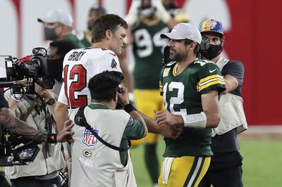 There’s one perfect move for Aaron Rodgers… and it involves Tom Brady