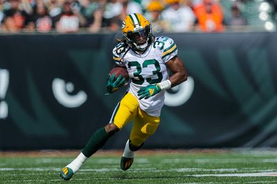 Packers create $3.08M in cap space by restructuring Aaron Jones’ contract