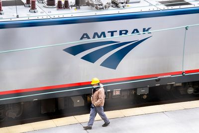 Amtrak wants to restore Gulf line; freight rail not on board - Roll Call
