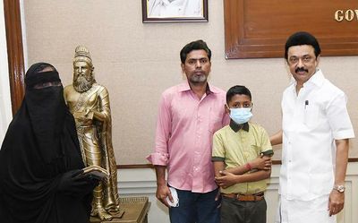 Stalin felicitates schoolboy who appealed against hate