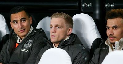 Donny van de Beek surprised by Everton fans as he discusses transfer from Man Utd