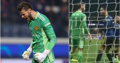 Cristiano Ronaldo spotted giving David de Gea advice in Manchester United vs Atletico draw