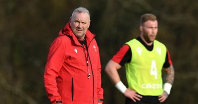 Pivac's decision to drop Rees-Zammit makes no sense, he's the one player capable of lighting up a team that's too defensive and lacks creativity
