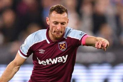 Vladimir Coufal undergoes ‘successful’ operation on groin injury as West Ham lose another key defender