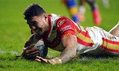 Joe Chan’s try for Catalans edges messy match to keep Leeds winless