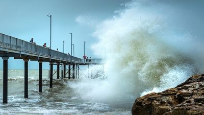 Top End bracing for heavy weather as possible cyclone continues to form off Northern Territory coast