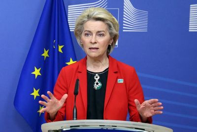 EU leaders agree tough sanctions targeting Russian banks and energy sector, visa crackdown and ban on aircraft sales