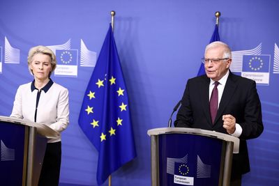 EU imposes sanctions on Putin as Ukraine pleads for tougher action