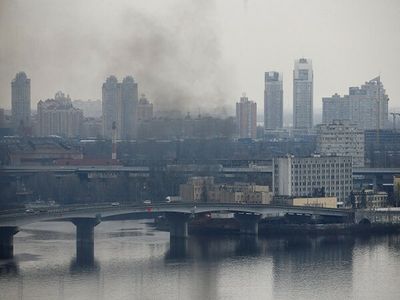 Ukraine: Explosions heard in central Kiev