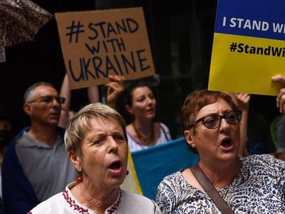 Australia imposes further Russia sanctions