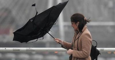 Met Eireann Ireland weather forecasts mild weekend before airflow to bring 'unsettled' conditions