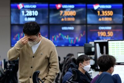 Asia shares rise after US rebound amid sanctions on Ukraine