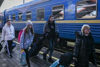 Ukraine war: Charities urge UK to welcome thousands of refugees
