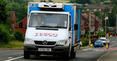 Tesco shoppers fume as hundreds of today's home deliveries suddenly cancelled