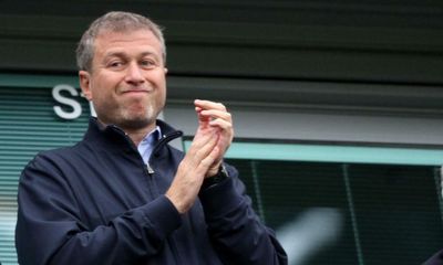 Roman Abramovich handed $450m dividend from Russian mining group