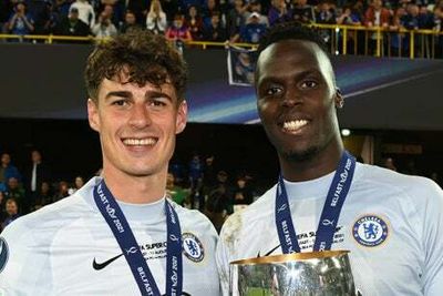 Thomas Tuchel won’t be ‘sentimental’ in late decision between Kepa and Mendy for Chelsea’s Carabao Cup final