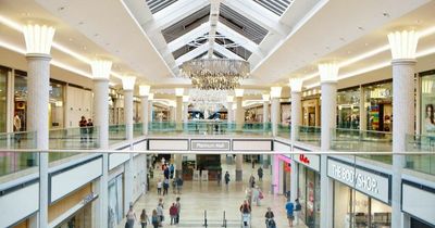 9 things that always happen when you go to the Metrocentre