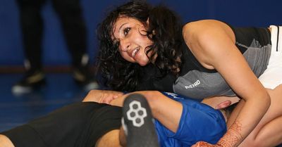 Taft’s Kaila Del Toro pursues title at first IHSA girls wrestling state finals