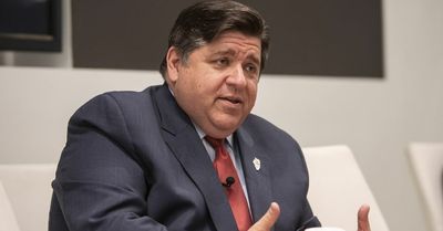 Incumbents in electoral trouble include Pritzker, Lightfoot, Democratic analyst says