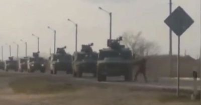 Moment brave Ukrainian stands up to entire Russian tank convoy as it nears Kyiv