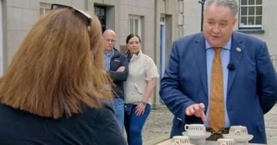 Antiques Roadshow guest in disbelief as £2,000 teacups have a link to the Titanic