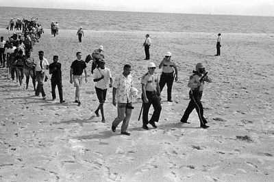 Mississippi commemorates wade-ins that integrated beaches