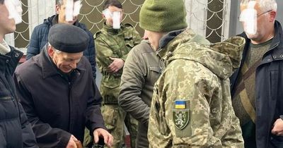 Ukrainian 80-year-old turns up to enlist for war with ‘pair of pants and sandwiches for lunch’