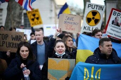 Ukrainians protest outside Downing Street for second day running