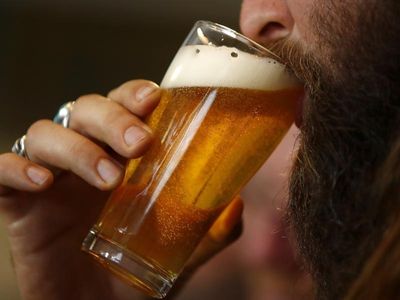Aussies drinking less but more craft brews