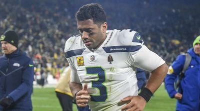 NFL World Reacts to Russell Wilson’s Recent Twitter Move