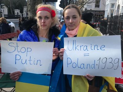 ‘We’re like brothers and sisters’: Ukrainians and Russians unite in London to protest Putin’s war
