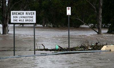 Queensland floods: Brisbane man killed as death toll rises to six and thousands of residents on alert