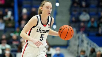 Paige Bueckers Receives Standing Ovation in Return as UConn Blows Out St. Johns