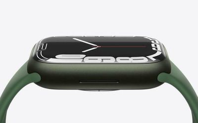 Does the tougher and larger screen of Apple Watch Series 7 matter?