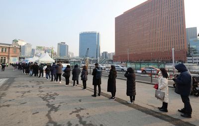 S. Korea has deadliest day of pandemic amid omicron surge