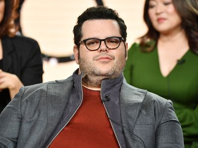 Josh Gad says films are being ‘bombastically dumbed down’