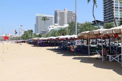 Pattaya sunbed operators bemoan lack of tourists