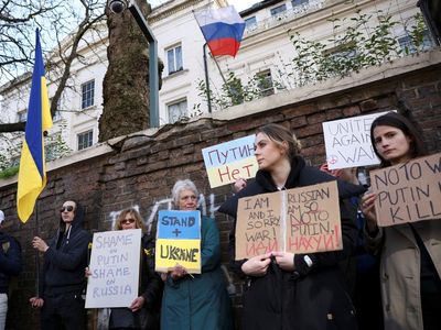 Eggs thrown at Russian embassy during Ukraine protest