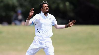 Ranji Trophy: Bengal pacers raise victory hopes