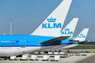 KLM orders two flights to Russia to turn around due to sanctions